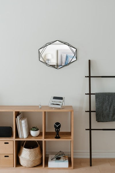 Miroir design, Prisma Umbra